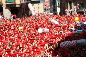 Renfe presenta ya su dispositivo especial para San Fermín 2014.