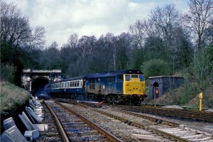 La subida de tasas ferroviarias en los últimos años ha provocado el trasvase de muchos viajeros a otros medios de transporte más económicos.