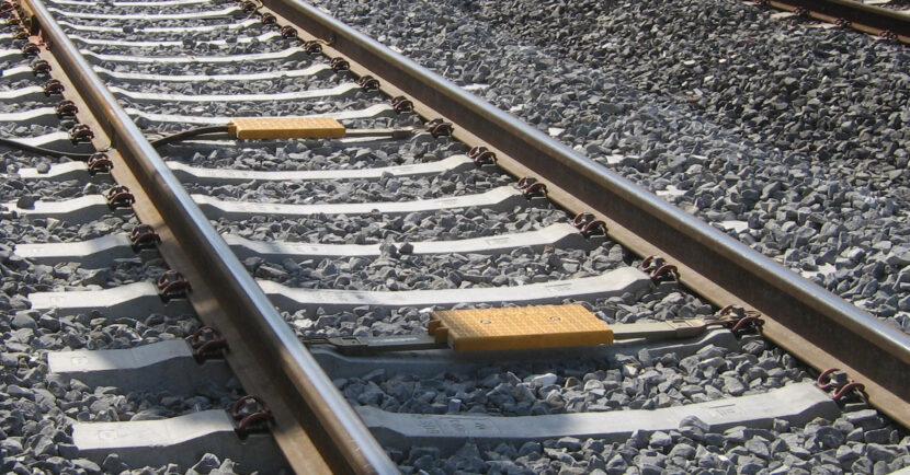 Eurobaliza del ETCS en la estación de Prilly-Malley. Foto (CC BY SA): Abaddon1337