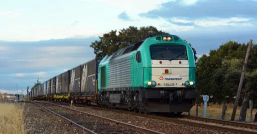 Las prácticas del curso de maquinista de Transfesa se hace en sus propios trenes. NELSO SILVA.