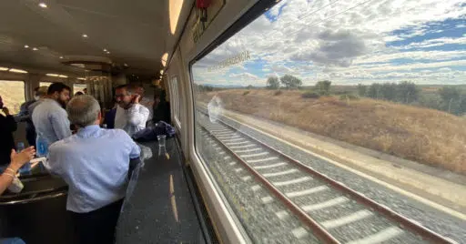 La electrificación entre Humanes y Plasencia permitirá circular a 300 km/h en Extremadura. © RUBEN MARTINS.