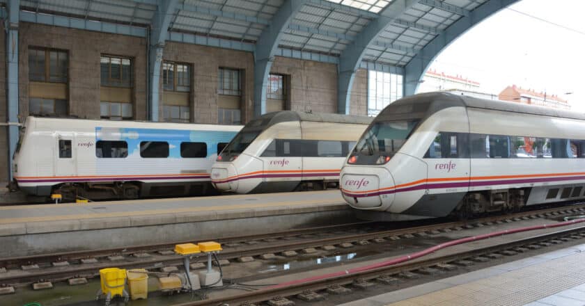 La renovación en la Dirección de Renfe Viajeros también afecta a la dirección de trenes OSP.