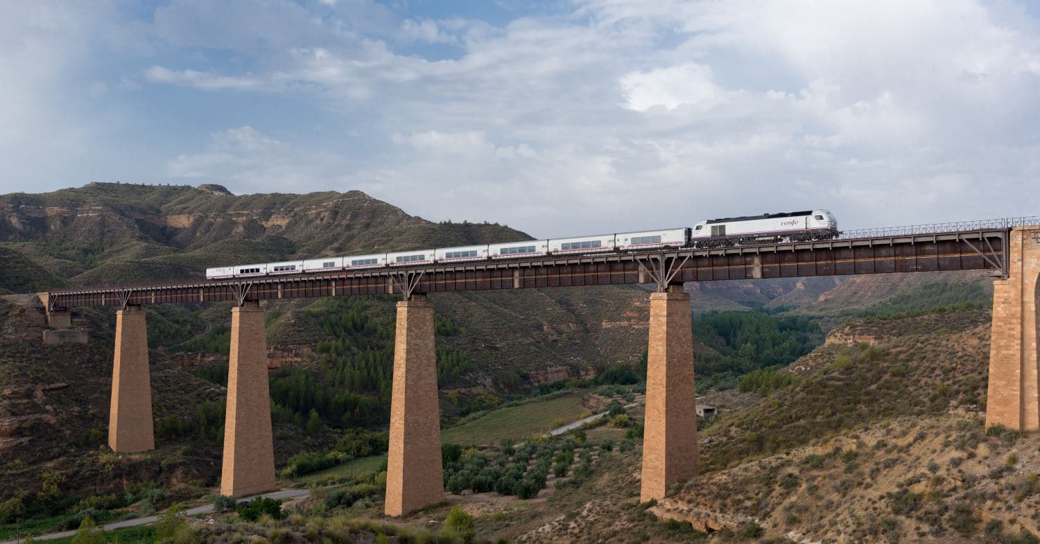 Adjudicada la redacción de los proyectos para renovar la línea Granada-Almería