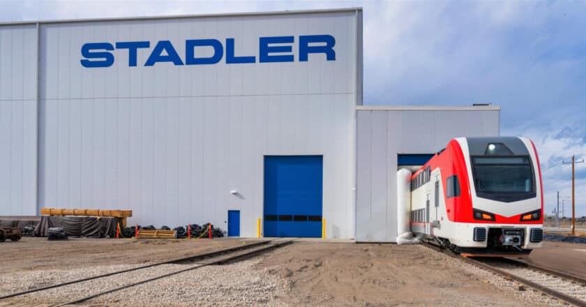 Unidad KISS de Caltrain en las instalaciones de Stadler Norteamérica en Salt Lake City. © STADLER.