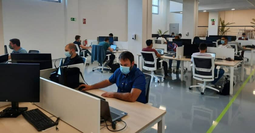 Interior del Centro de Competencias Digitales de Renfe en Teruel. © RENFE.