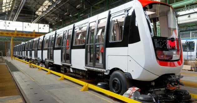 Tren de 52 metros de largo del metro de Lille en una de las factorías de Alstom. © ALSTOM.