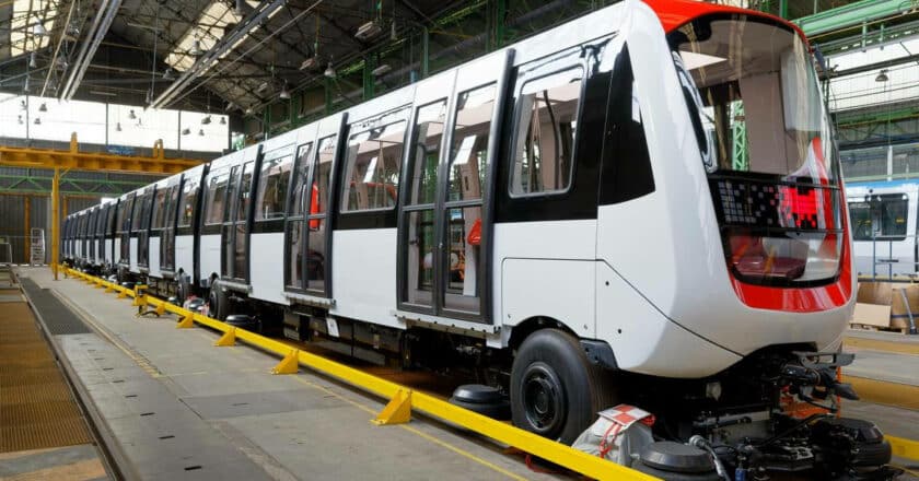 Tren de 52 metros de largo del metro de Lille en una de las factorías de Alstom. © ALSTOM.